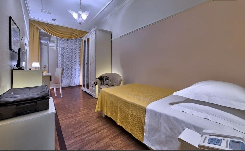 Hotel Terme Patria อาบาโนแตร์เม ภายนอก รูปภาพ
